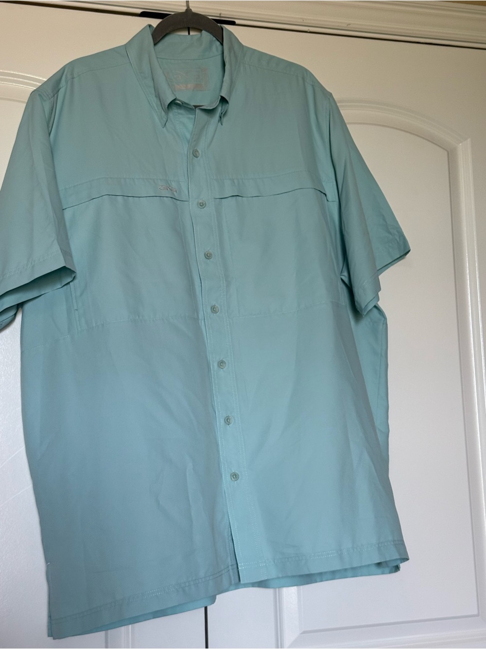 Men's Short-Sleeve Button-Down Fishing Outdoors Shirt in Light Teal